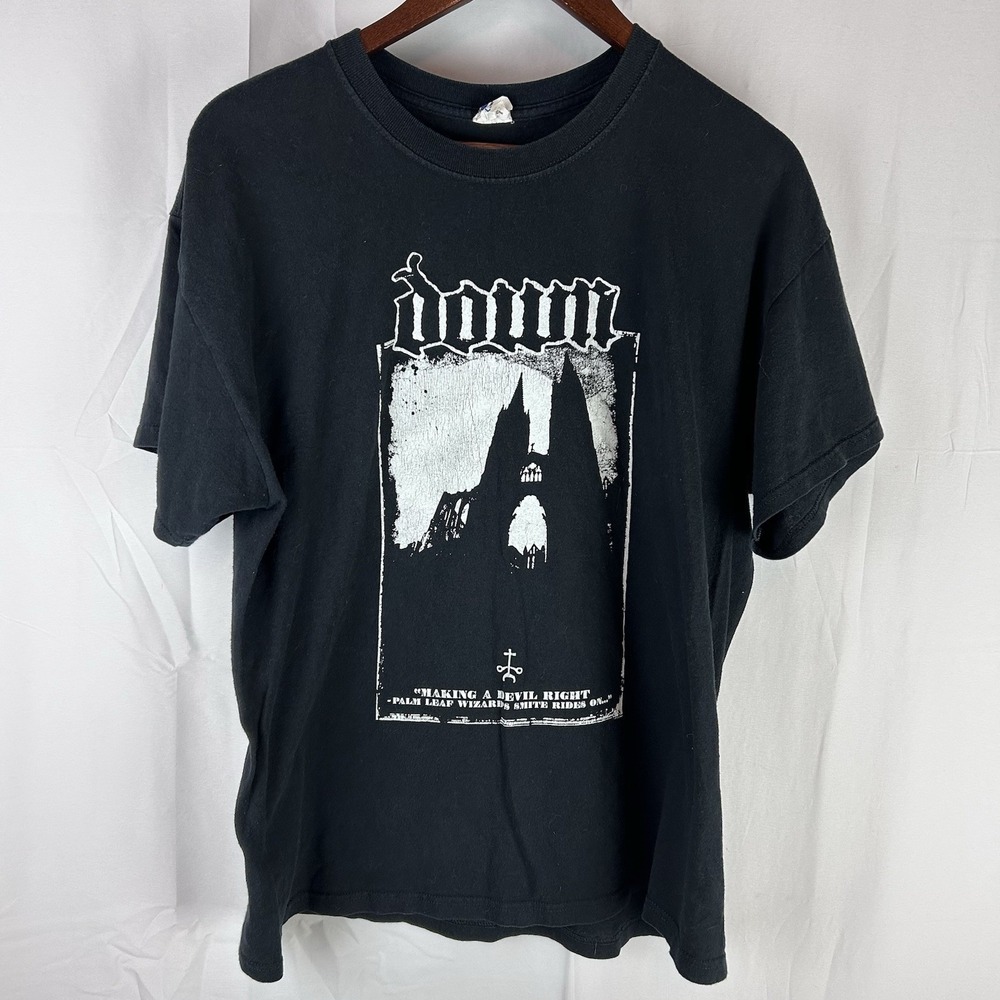 2014 Down "Making A‎ Devil Right Palm Leaf Wizard's Smite Rides On..." T-Shirt L